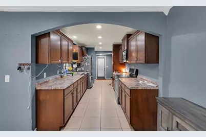 1410 W 3rd Street, Clifton, TX 76634 - Photo 7