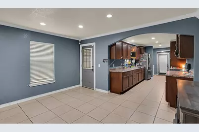 1410 W 3rd Street, Clifton, TX 76634 - Photo 5
