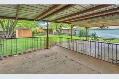 1410 W 3rd Street, Clifton, TX 76634 - Photo 23