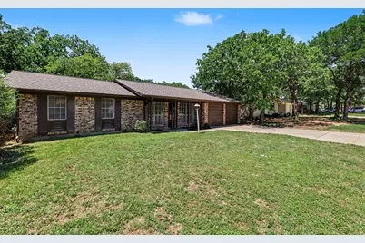 60 Somerset Terrace, Bedford, TX 76022 - Photo 3