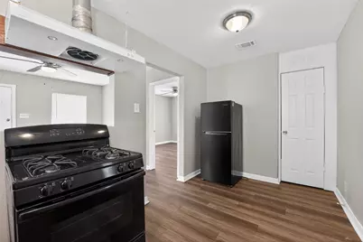 8914 Cardella Avenue, Dallas, TX 75217 - Photo 25