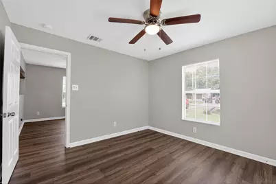 8914 Cardella Avenue, Dallas, TX 75217 - Photo 9