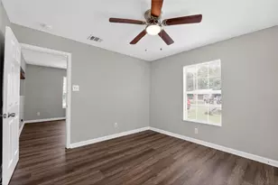8914 Cardella Ave, Dallas, TX 75217 - Photo 9