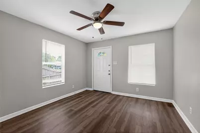 8914 Cardella Avenue, Dallas, TX 75217 - Photo 7