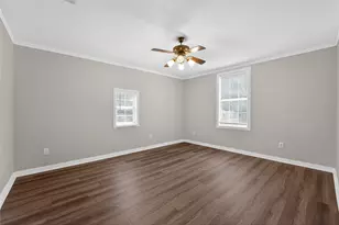 8914 Cardella Ave, Dallas, TX 75217 - Photo 17