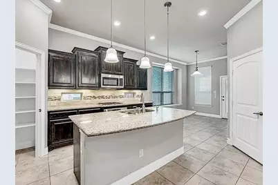 7023 Mammoth Drive, Irving, TX 75063 - Photo 3