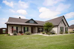 860 Dove Meadow Trl, Waxahachie, TX 75167 - Photo 1
