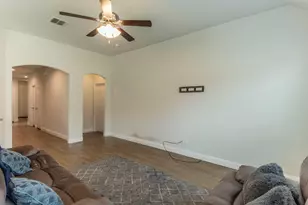 5644 Salt Springs Dr, Fort Worth, TX 76179 - Photo 3