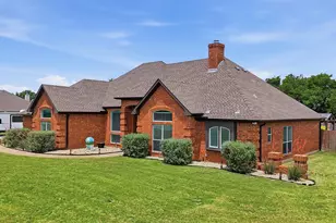 3111 Briarcliff Cir, Gainesville, TX 76240 - Photo 1