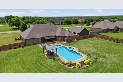 3111 Briarcliff Circle, Gainesville, TX 76240 - Photo 33