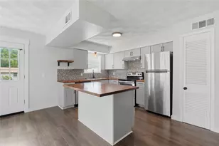 10803 Lake Gardens Dr, Dallas, TX 75218 - Photo 5