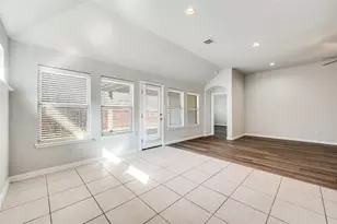 1033 Water Garden Cir, Little Elm, TX 75068 - Photo 5