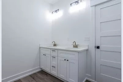 2608 Cleveland Avenue, Waco, TX 76711 - Photo 13
