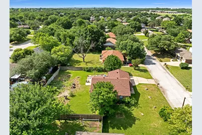 501 Post Oak Lane, Burleson, TX 76028 - Photo 21