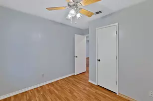 501 Post Oak Ln, Burleson, TX 76028 - Photo 11