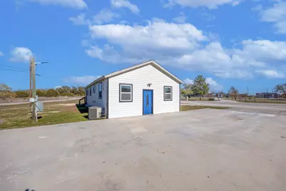 147 Western Lake Drive, Weatherford, TX 76087 - Photo 3