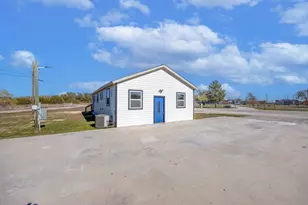 147 Western Lake Dr, Weatherford, TX 76087 - Photo 3