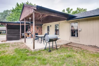 727 Norwood Drive, Hurst, TX 76053 - Photo 13