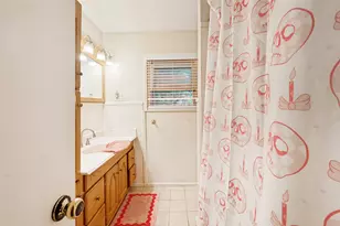 727 Norwood Dr, Hurst, TX 76053 - Photo 11