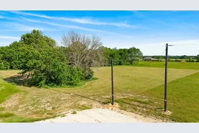 434 Private Road 33085, Sumner, TX 75486 - Photo 1