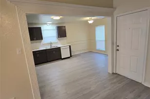 8112 Gibbs Dr, White Settlement, TX 76108 - Photo 3