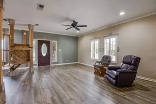 3625 Carla Ct, Granbury, TX 76049 - Photo 3