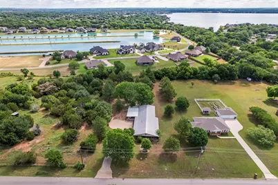 3625 Carla Court, Granbury, TX 76049 - Photo 29