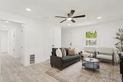 5325 Conroy Street, Fort Worth, TX 76134 - Photo 5
