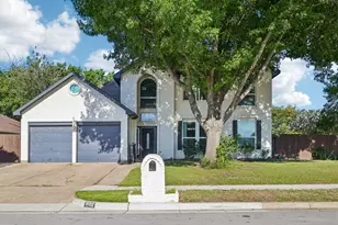 5100 Redwater Dr, Arlington, TX 76018 - Photo 3