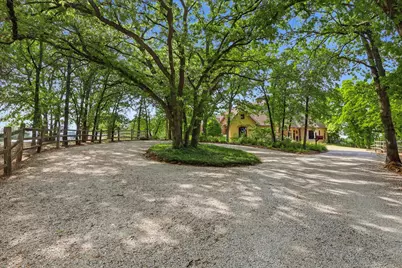 8000 Rhoads Road, Aubrey, TX 76227 - Photo 3