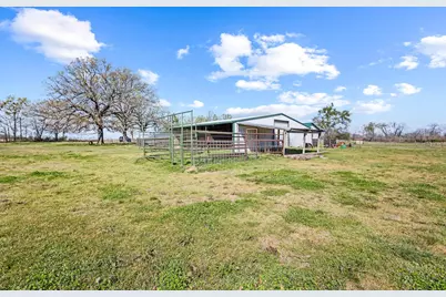 521 County Road 15100, Blossom, TX 75416 - Photo 39
