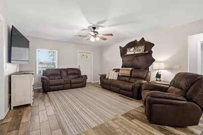 521 County Road 15100, Blossom, TX 75416 - Photo 5