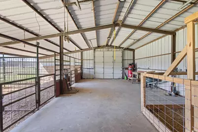 521 County Road 15100, Blossom, TX 75416 - Photo 31