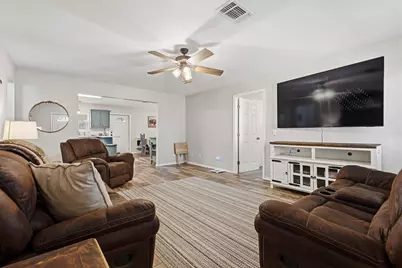 521 County Road 15100, Blossom, TX 75416 - Photo 3
