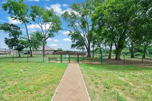 337 Kingdom Blvd, Lindale, TX 75771 - Photo 35