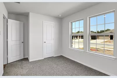 3306 Charleston Drive, Ennis, TX 75119 - Photo 5