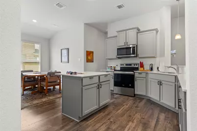 9805 Bridlewood Lane, Waco, TX 76708 - Photo 7