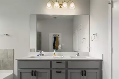 9805 Bridlewood Lane, Waco, TX 76708 - Photo 17