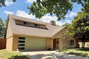 10517 Wyatt St, Dallas, TX 75218 - Photo 29