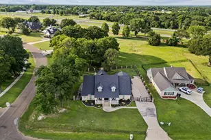 101 Beacon Ct, Mabank, TX 75143 - Photo 25