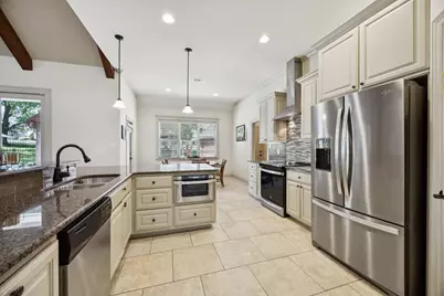 101 Beacon Court, Mabank, TX 75143 - Photo 9
