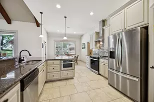 101 Beacon Ct, Mabank, TX 75143 - Photo 9