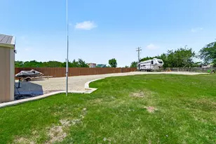 3907 Del Rio Ct, Granbury, TX 76049 - Photo 17