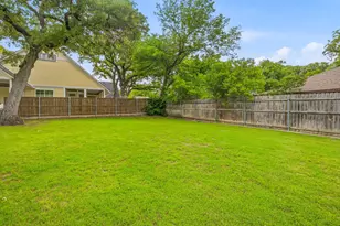 910 S Waco St, Weatherford, TX 76086 - Photo 23
