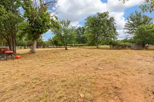 265 Richard Ln, Azle, TX 76020 - Photo 3