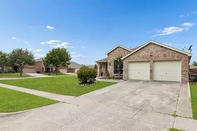 1300 Stanford Lane, Celina, TX 75009 - Photo 3