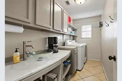3785 Crown Shore Drive, Dallas, TX 75244 - Photo 15