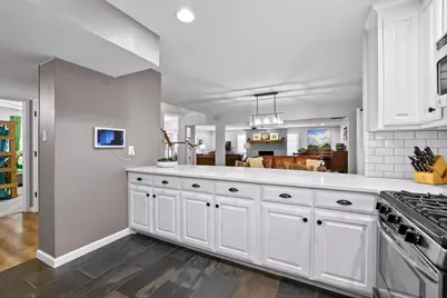 3785 Crown Shore Drive, Dallas, TX 75244 - Photo 13