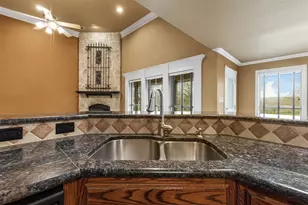 389 Scenic View Dr, Aledo, TX 76008 - Photo 9
