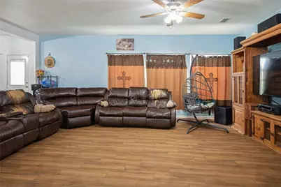 324 Fairgrounds Lane, Ponder, TX 76259 - Photo 3